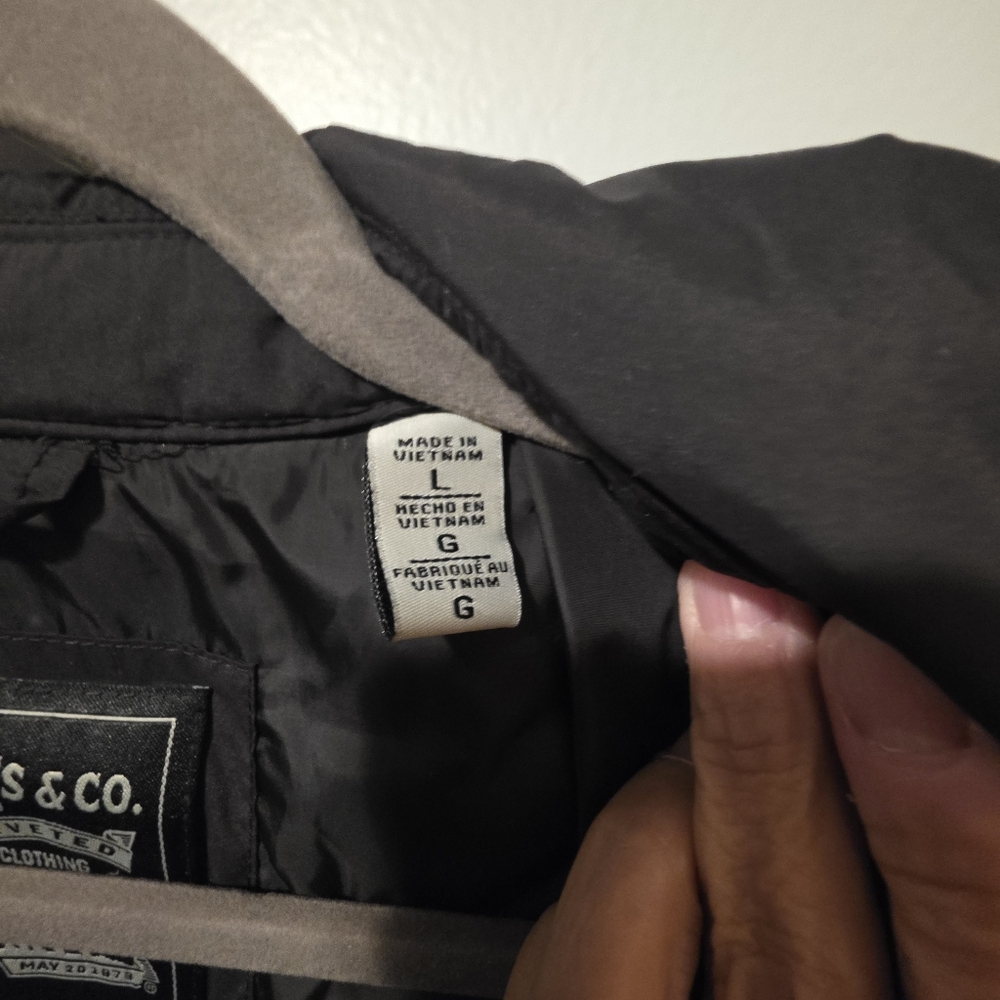 Levi's Dark Quilted Jacket - Picture 9 of 9